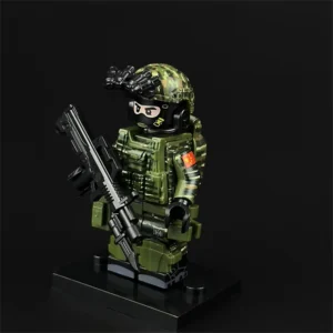 Minifigure - Snow Leopard Commando Unit and Assault Rifle (LEGO Alternative) Minifigure - Snow Leopard Commando Unit and Assault Rifle (LEGO Alternative)