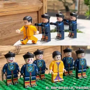 Minifigures – Taoist priest battling Jiangshi (LEGO Alternative) Taoist priest battling Jiangshi - Custom Printed Brick Block Figure
