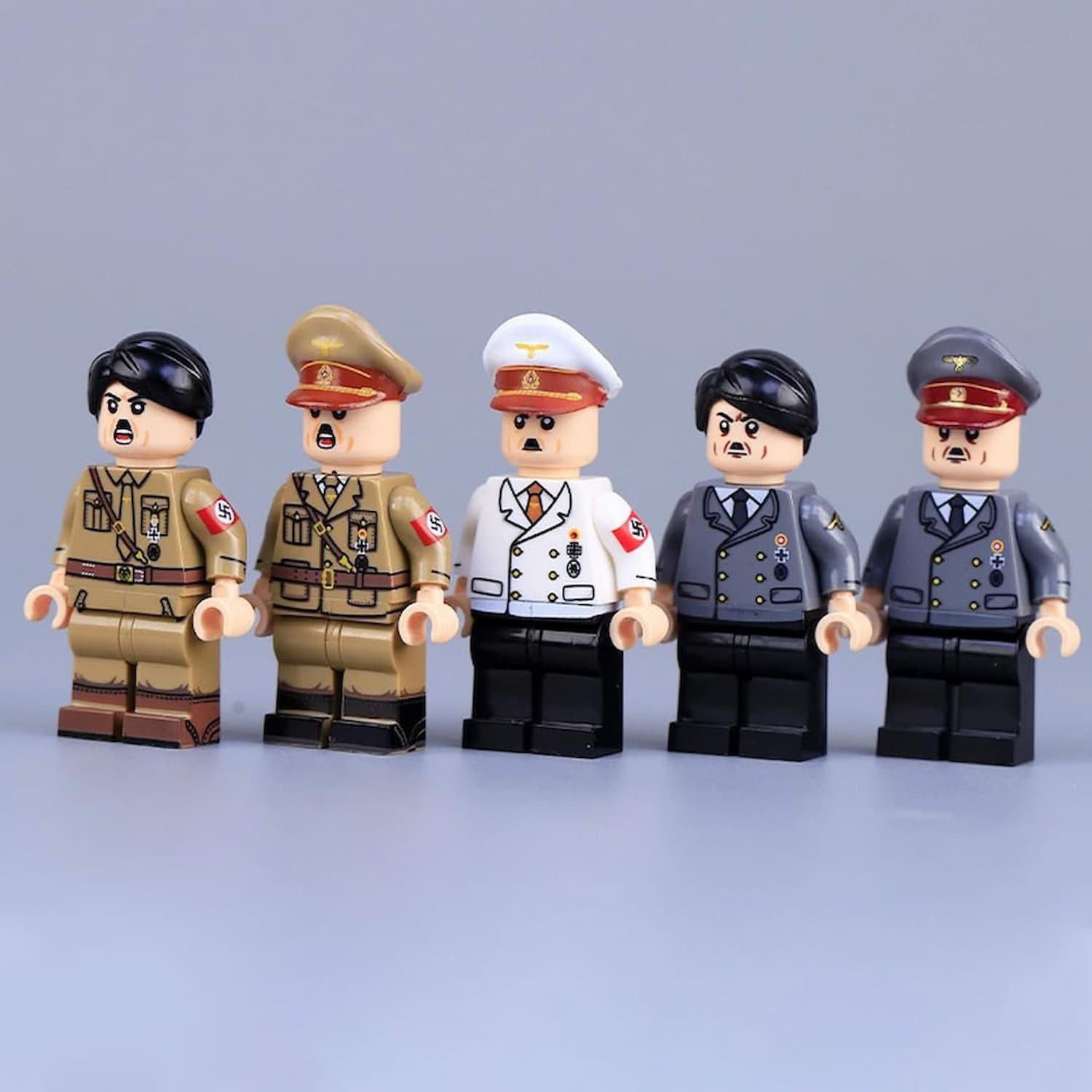 Minifigure - 5 Adolf Hitler in various uniforms (LEGO Compatible)