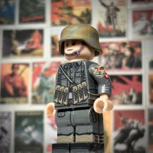 Minifigure - German NCO Assault Trooper (Late War) WWII (LEGO Compatible) Minifigure - German NCO Assault Trooper (Late War) WWII (LEGO Compatible)